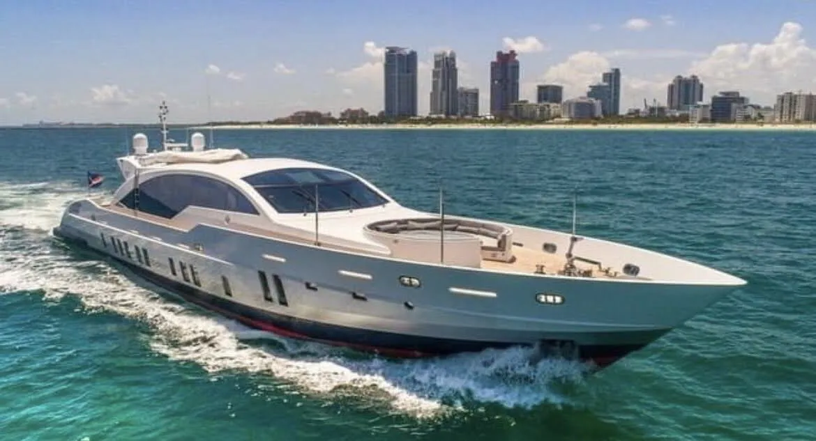 120ft Technomar Superyacht
